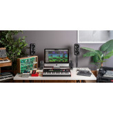 IK Multimedia UNO Synth Pro Desktop