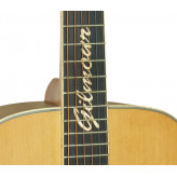Gilmour Woody WN polomasivní kytara s širším krkem